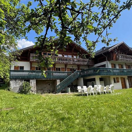 La Ferme du Château La Chapelle-d'Abondance Exterior foto